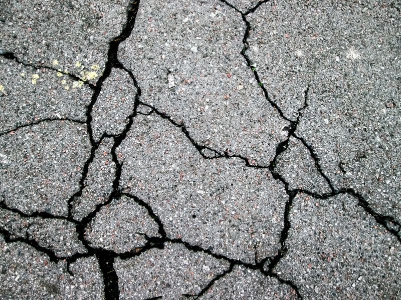 Asphalt Crack Sealing in Denver, CO