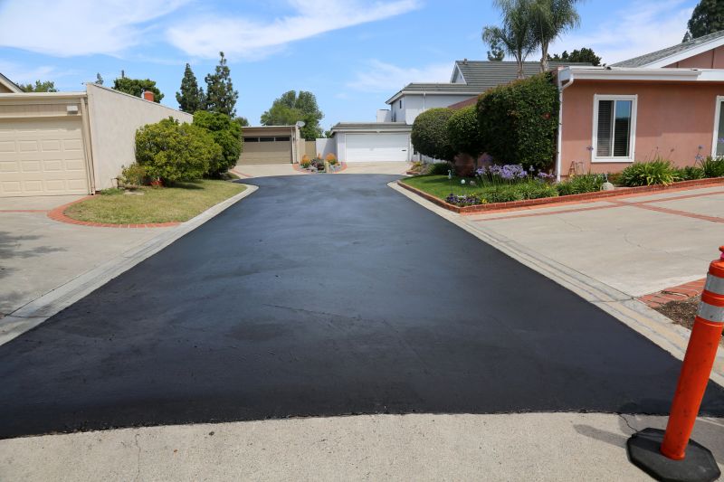 Tar Driveway Sealing in Grand Rapids, MI